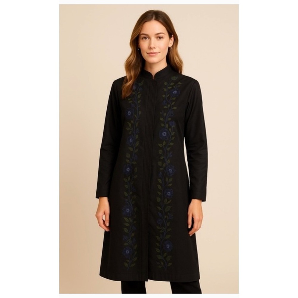 Sigrid Olsen Women's 100% Silk Black Embroidered Long Coat Size 8 Mandarin